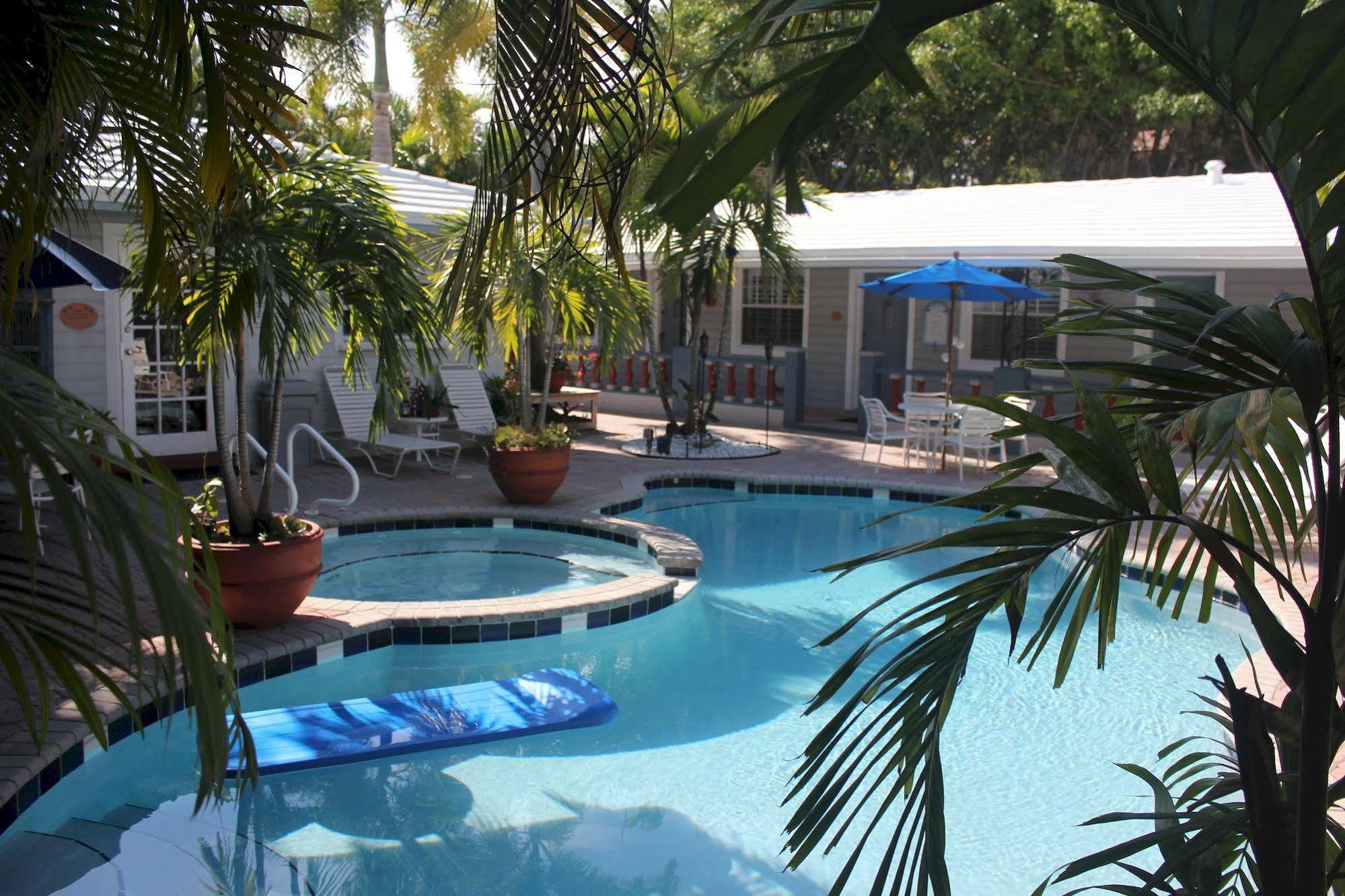 Coral Reef Guesthouse Fort Lauderdale Exterior photo